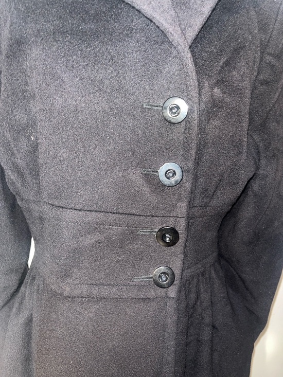 Valentino - Picture 3 of 16